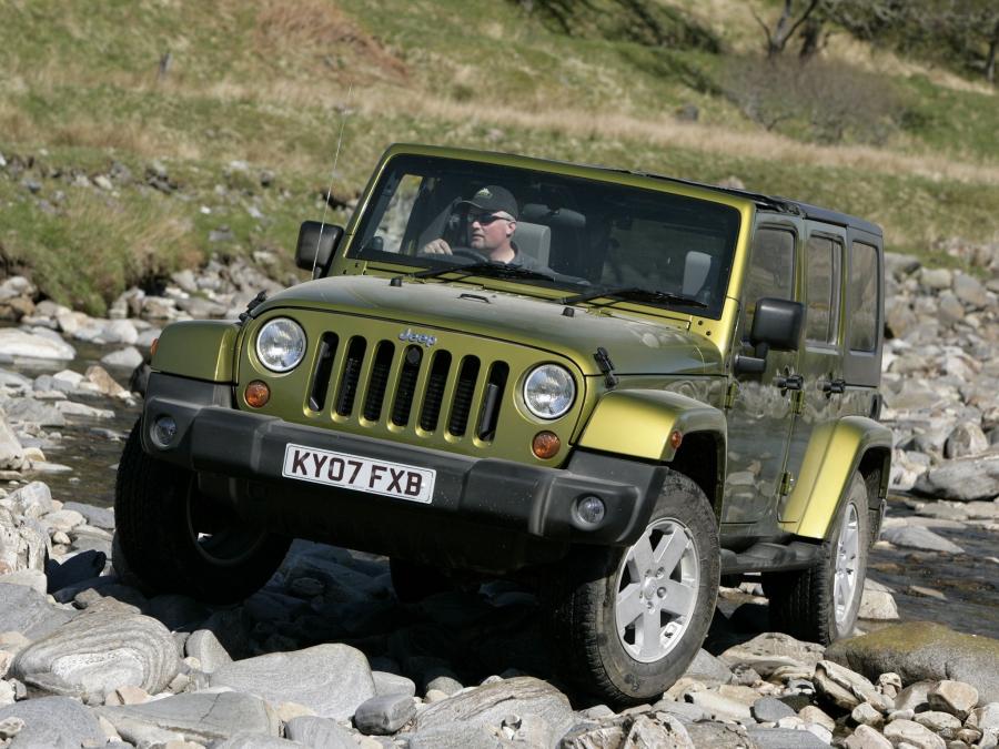  Jeep Wrangler Sahara Unlimited 2007 года  (UK) (фото 25 из 26)